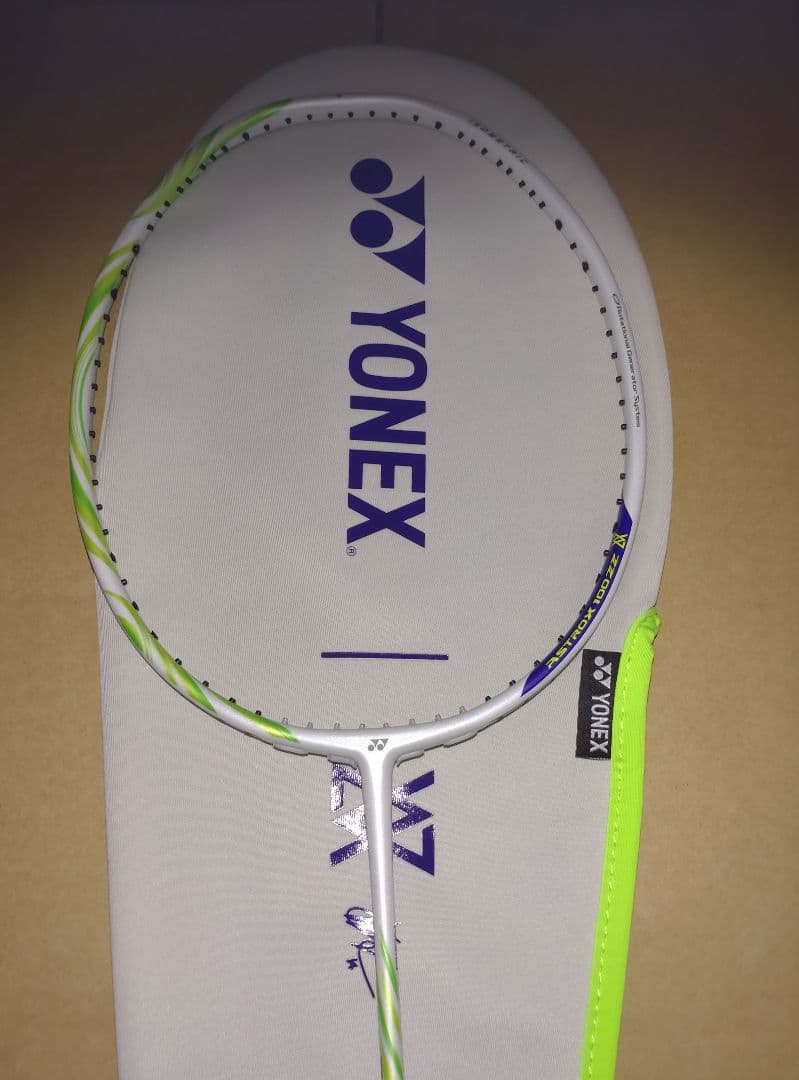 ラケット YONEX ASTROX 100 ZZ VA 4UG5