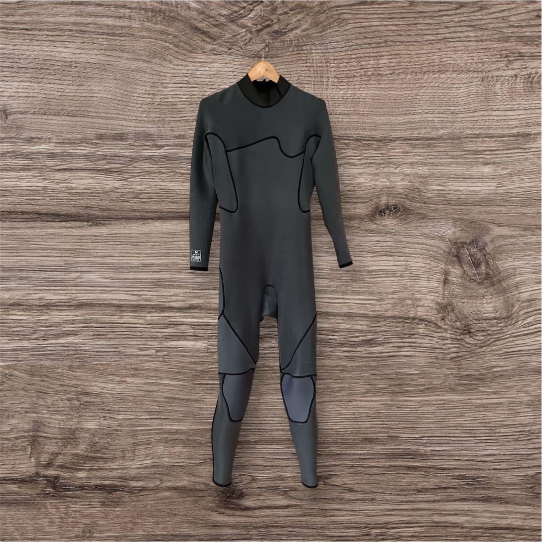 最終値下　QUIKSILVER クイックシルバー　ウェットスーツ 3/2mm
