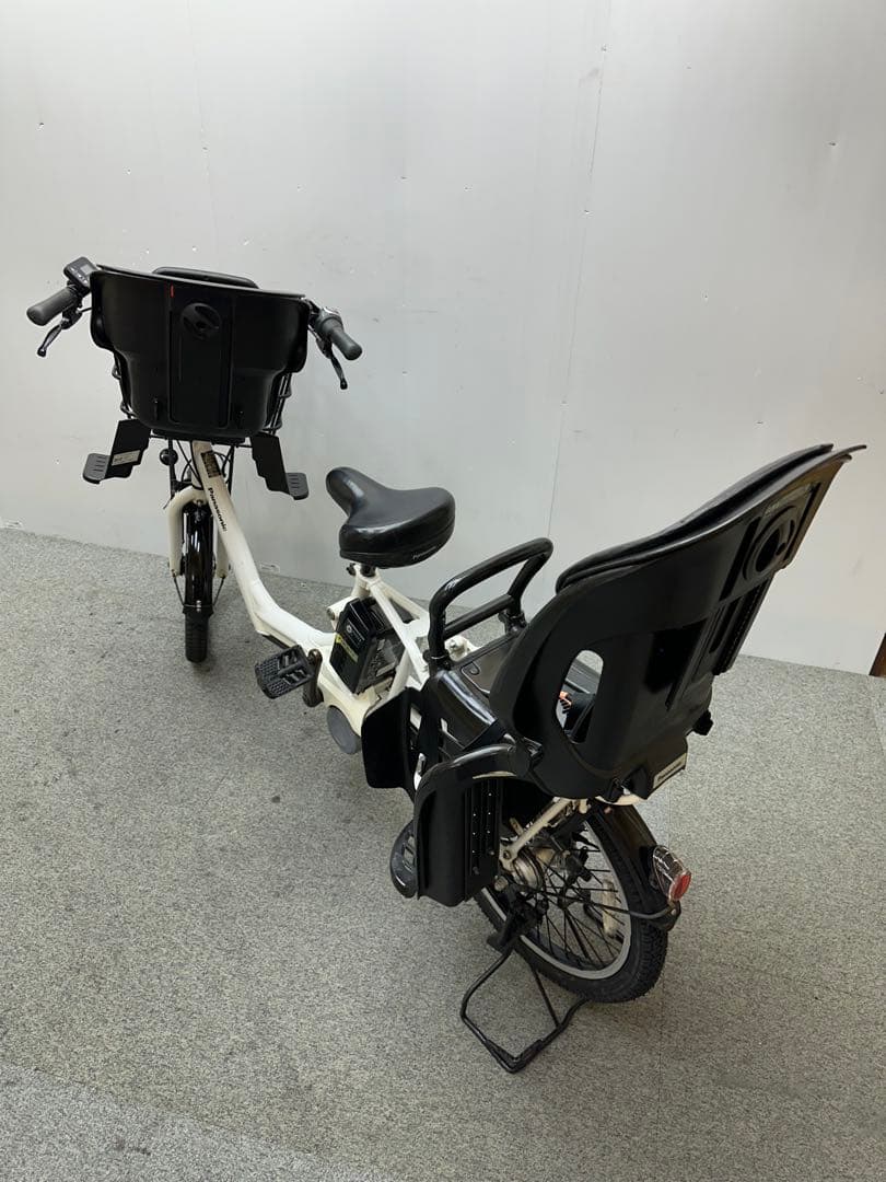人気な車種　パナソニックギュットアニーズ　3人乗り　チャイルドシート付き　買い得