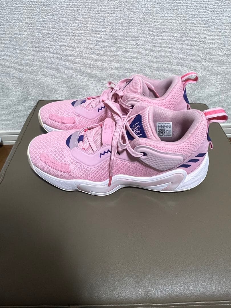 adidas D.O.N. lssue3 light pink バッシュ