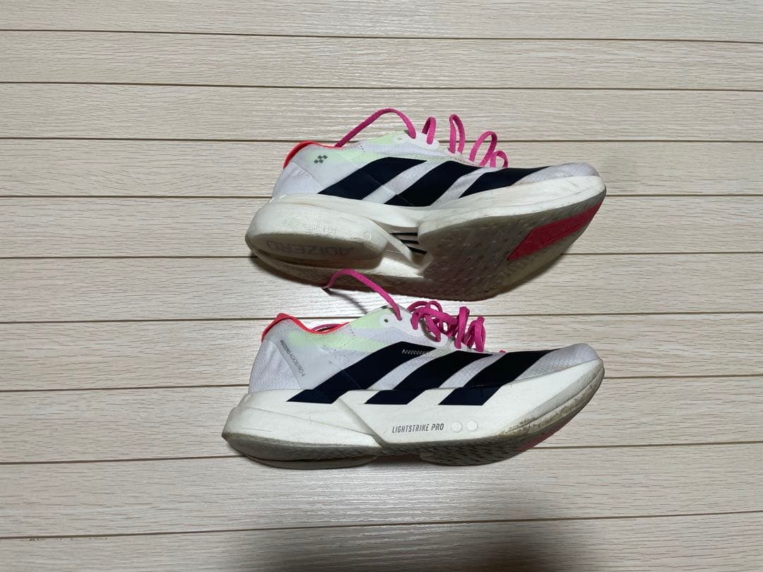 【美品】走行距離10km以下　ADIOS Pro4 23.0cm