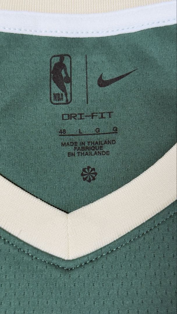 ナイキ Milwaukee Bucks Giannis Jersey