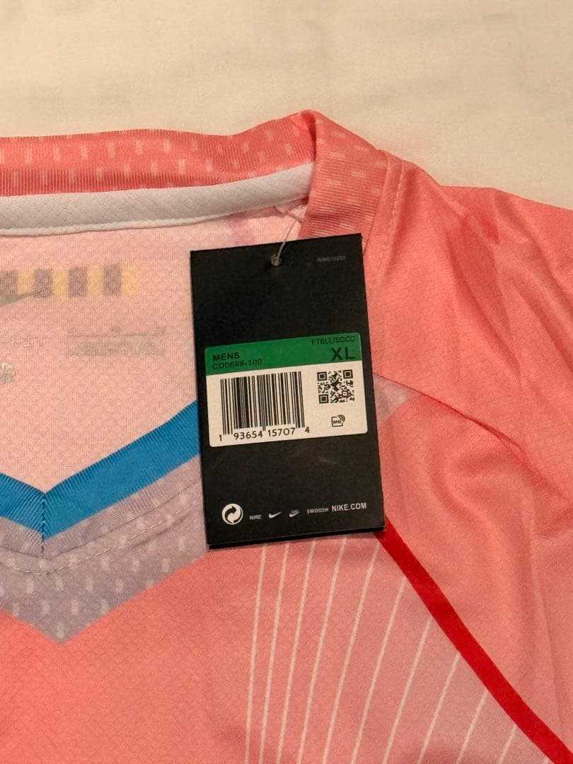 Nike Lamine Yamal 10 XL ピンクシャツ