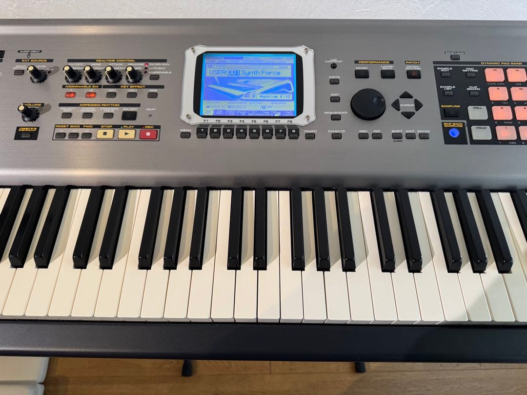 美品 Roland Fantom‑S88 88鍵 完動品 AC付 カバー保管