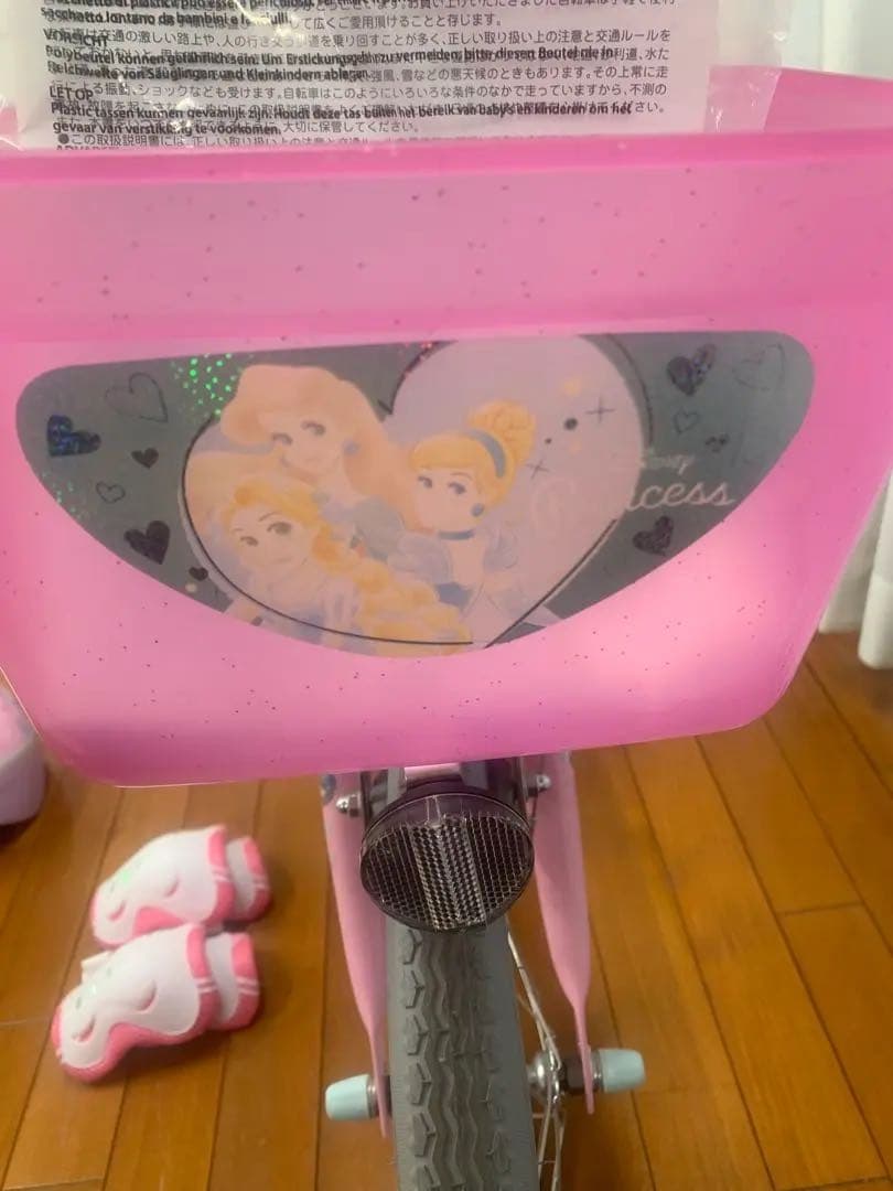 【引き取り限定】美品！ゆめラブ18型　新品ヘルメット、プロテクター