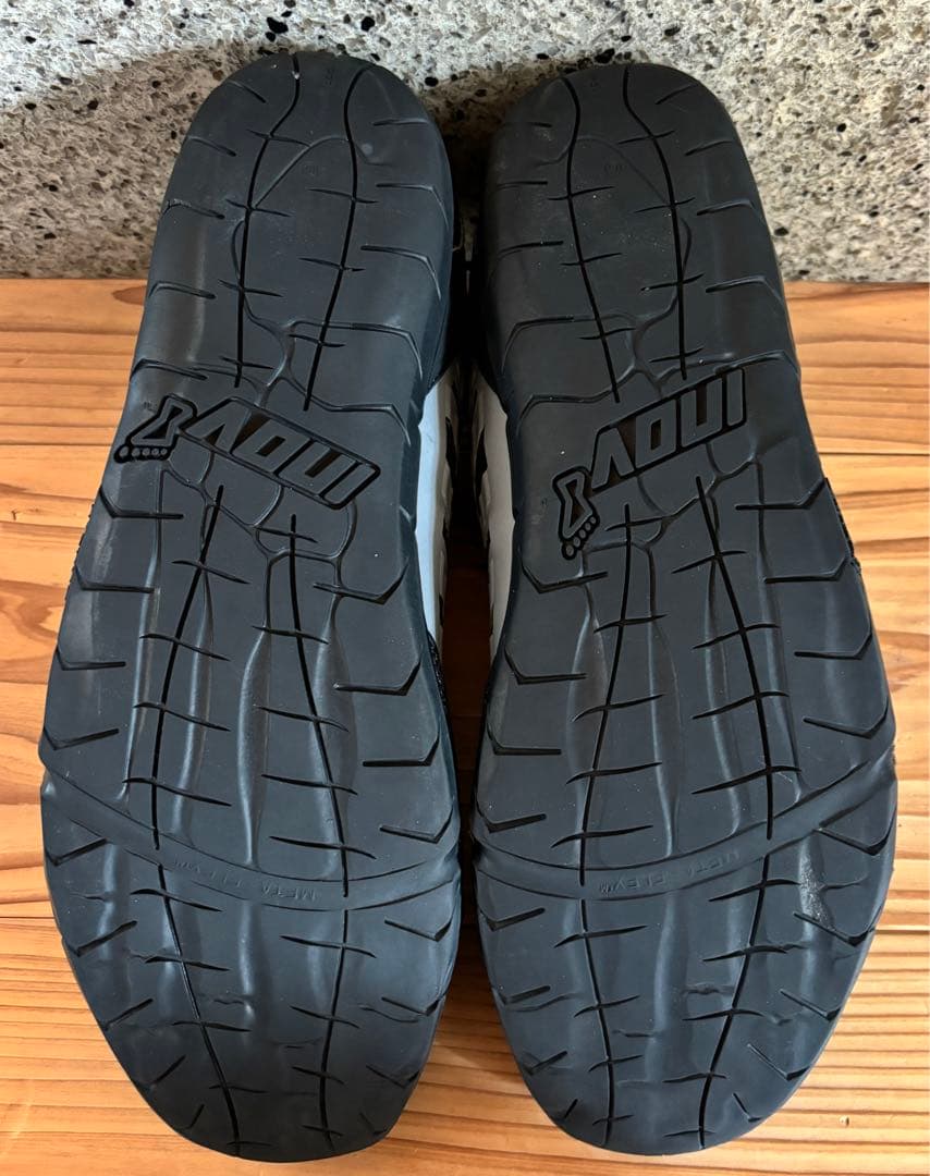 INOV8 bare-xf inov-8 トレーニング　イノヴェイト