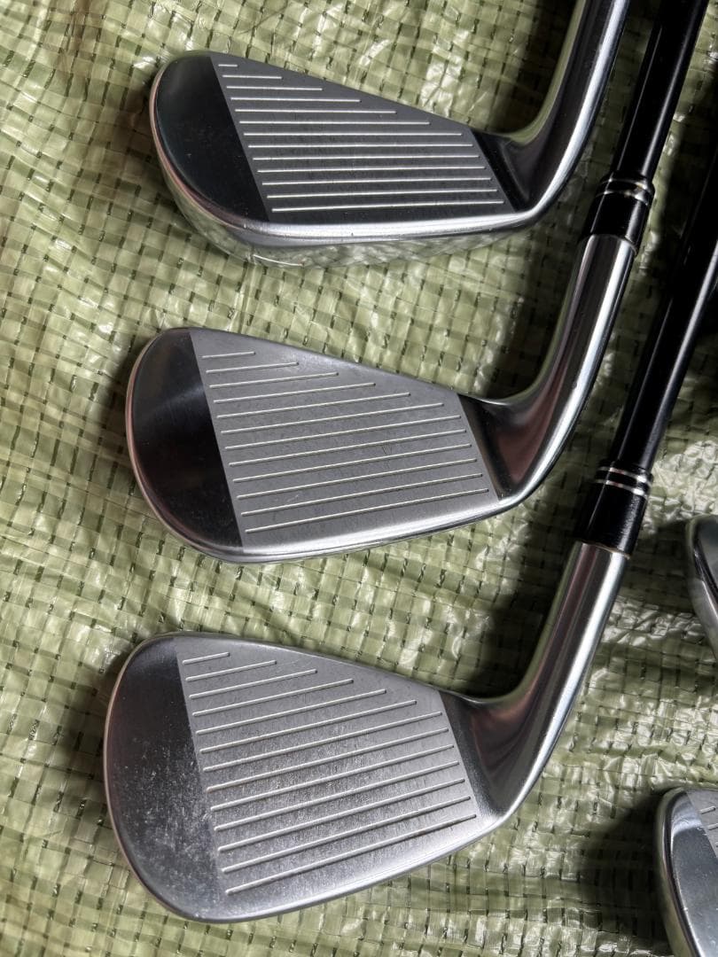 ミズノプロ ２４５ アイアン ６本　６－９I、PW、GW Mizuno Pro