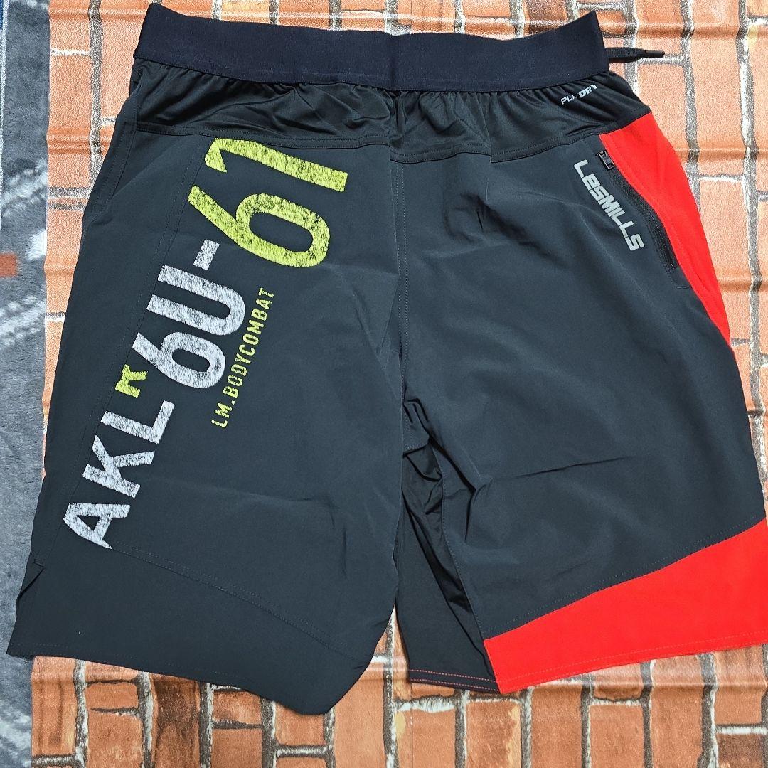 Reebok LES MILLS ボディコンバット トレーニングショーツ