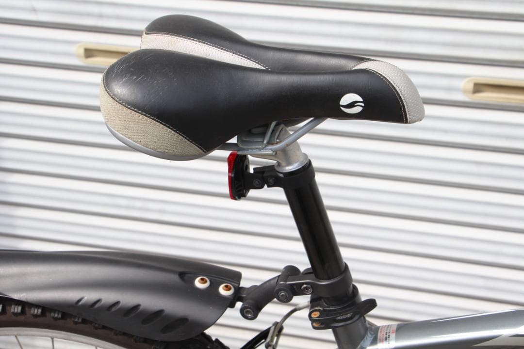 引き取り限定♪GIANT♪Rock4500♪状態良く綺麗な低走行MTB♪