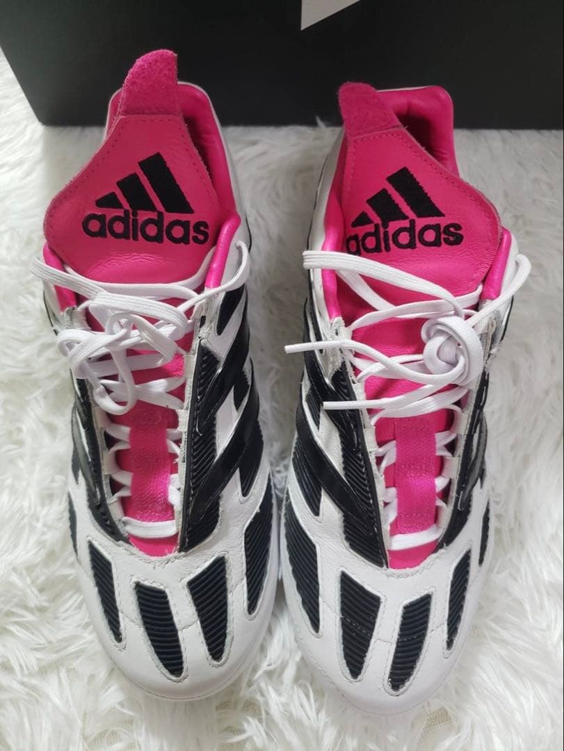 【新品】リミテッドモデル adidasプレデター プレシジョン.1 FG