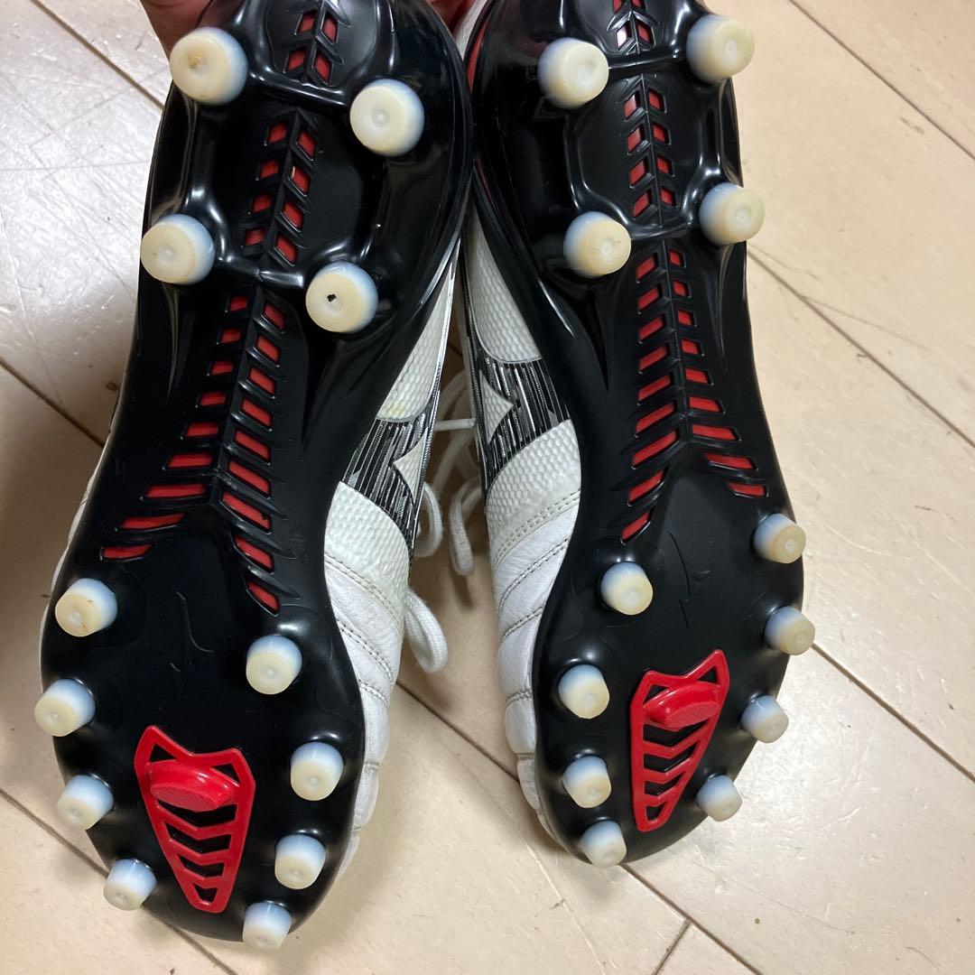 モレリアネオ4β 26cm 定価30800円（税込）