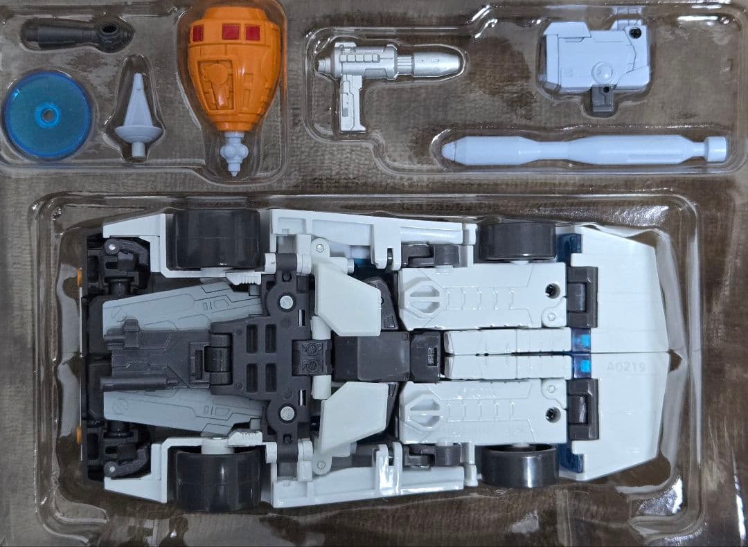 トランスフォーマー マスターピース MP-20+ ホイルジャック アニメカラー