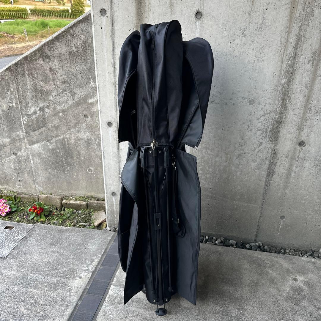 セルフスタンドバック内蔵キャディバック