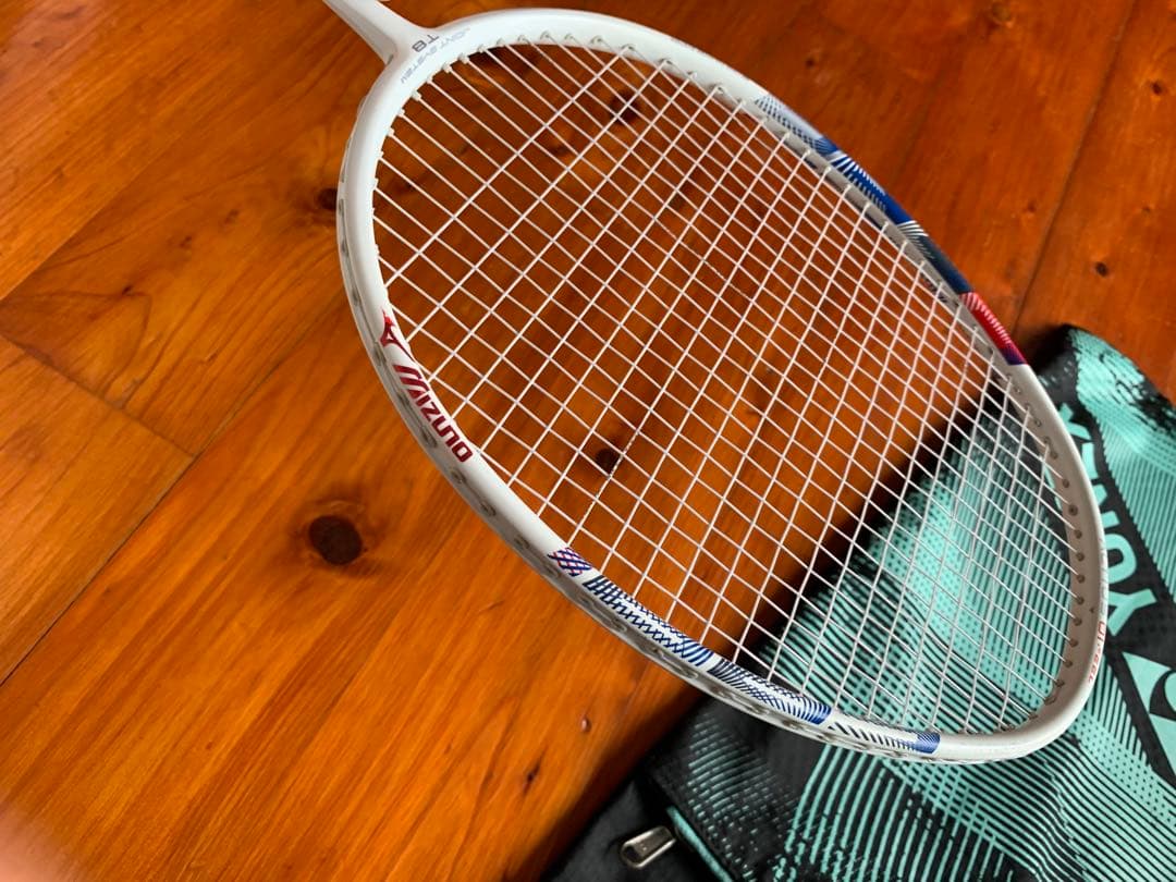 Mizuno アルティウス01 フィール(バドミントンラケット）