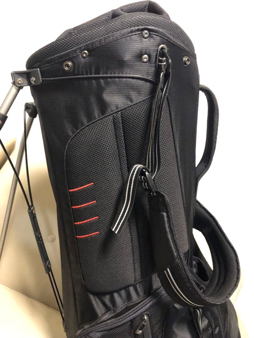 【送料込み】美品　廃盤希少品　NIKE 赤ロゴ　スタンド式ゴルフバッグ　黒赤