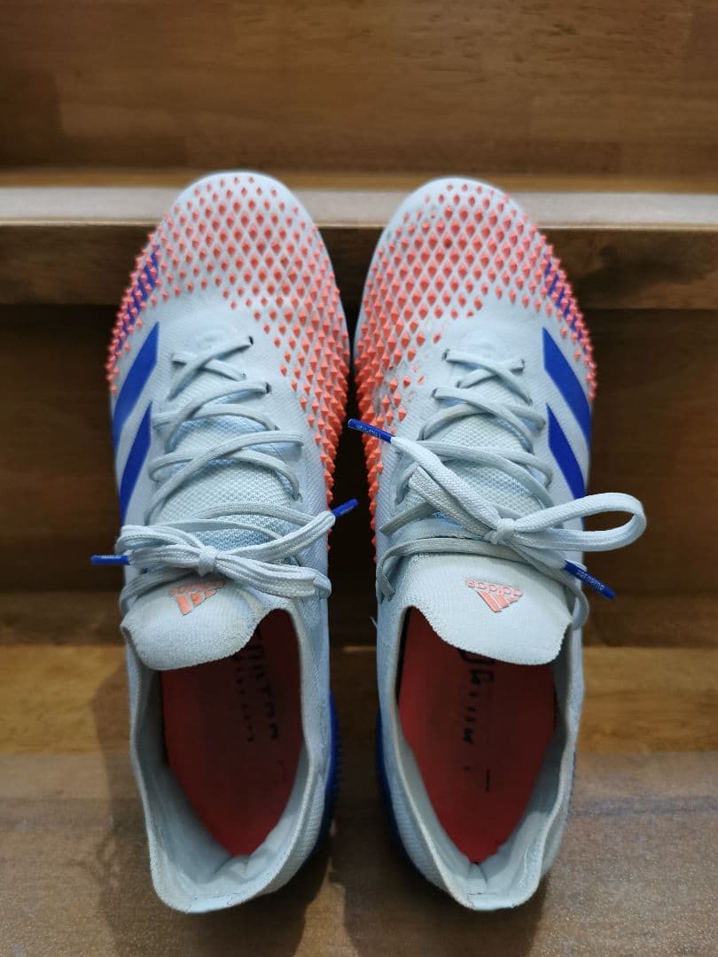adidas スパイク