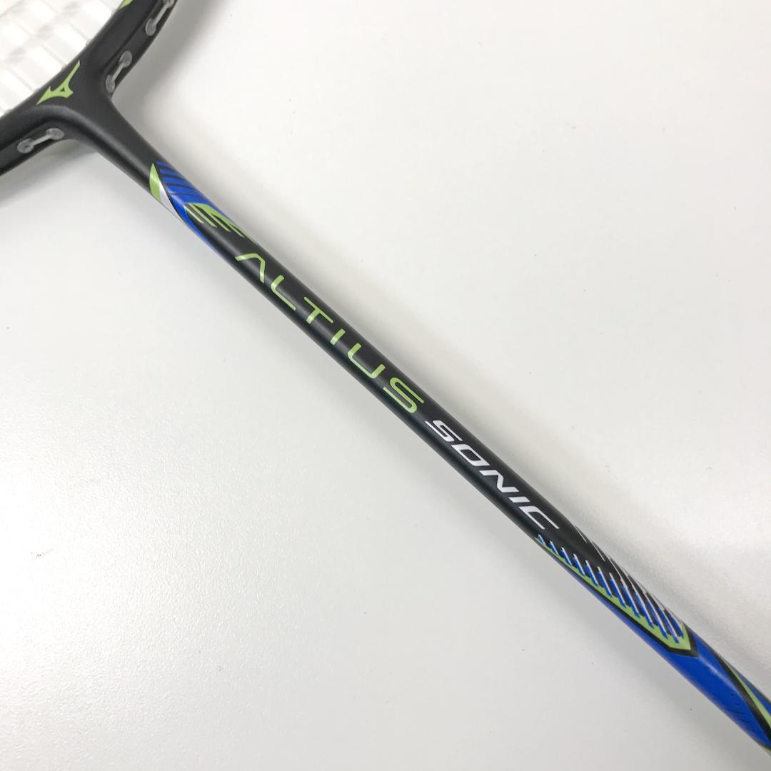 【美品】MIZUNO バドミントン ラケット ALTIUS SONIC 4U6G