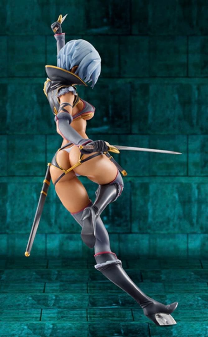 【希少・未開封品】クイーンズブレイド 牙の暗殺者 イルマ フィギュア メガハウス