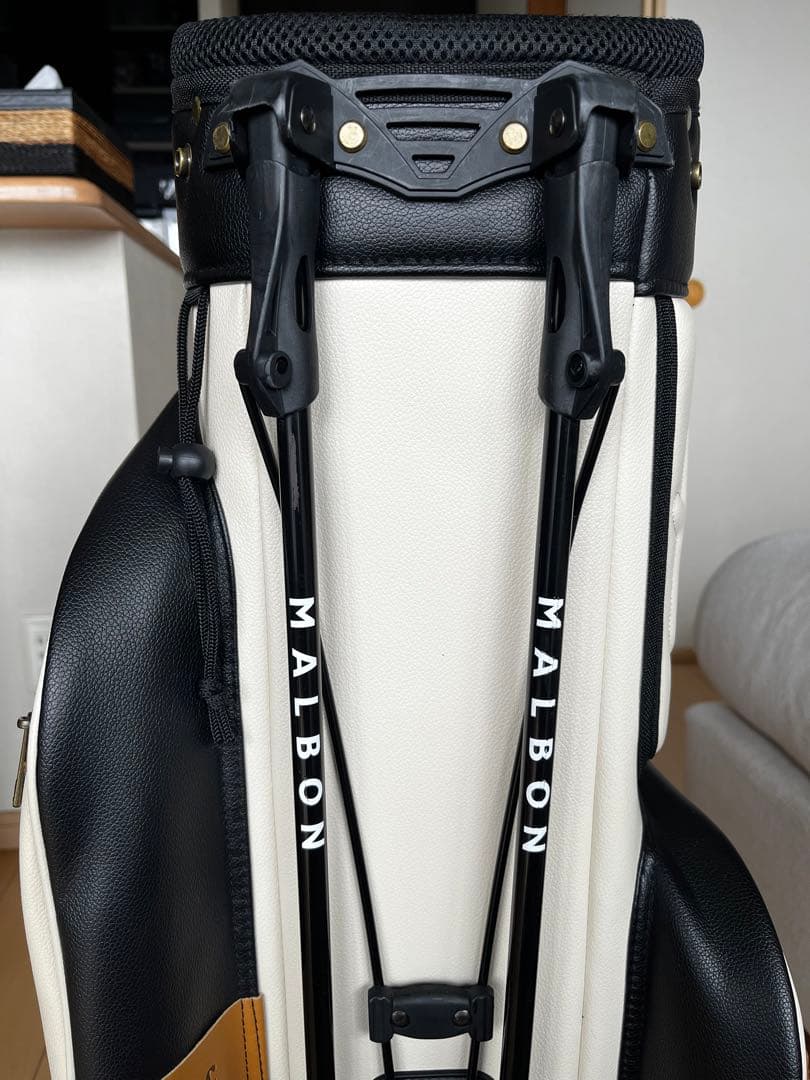 超美品大人気マルボンゴルフ スタンドキャディバッグ Malbon Golf 9型