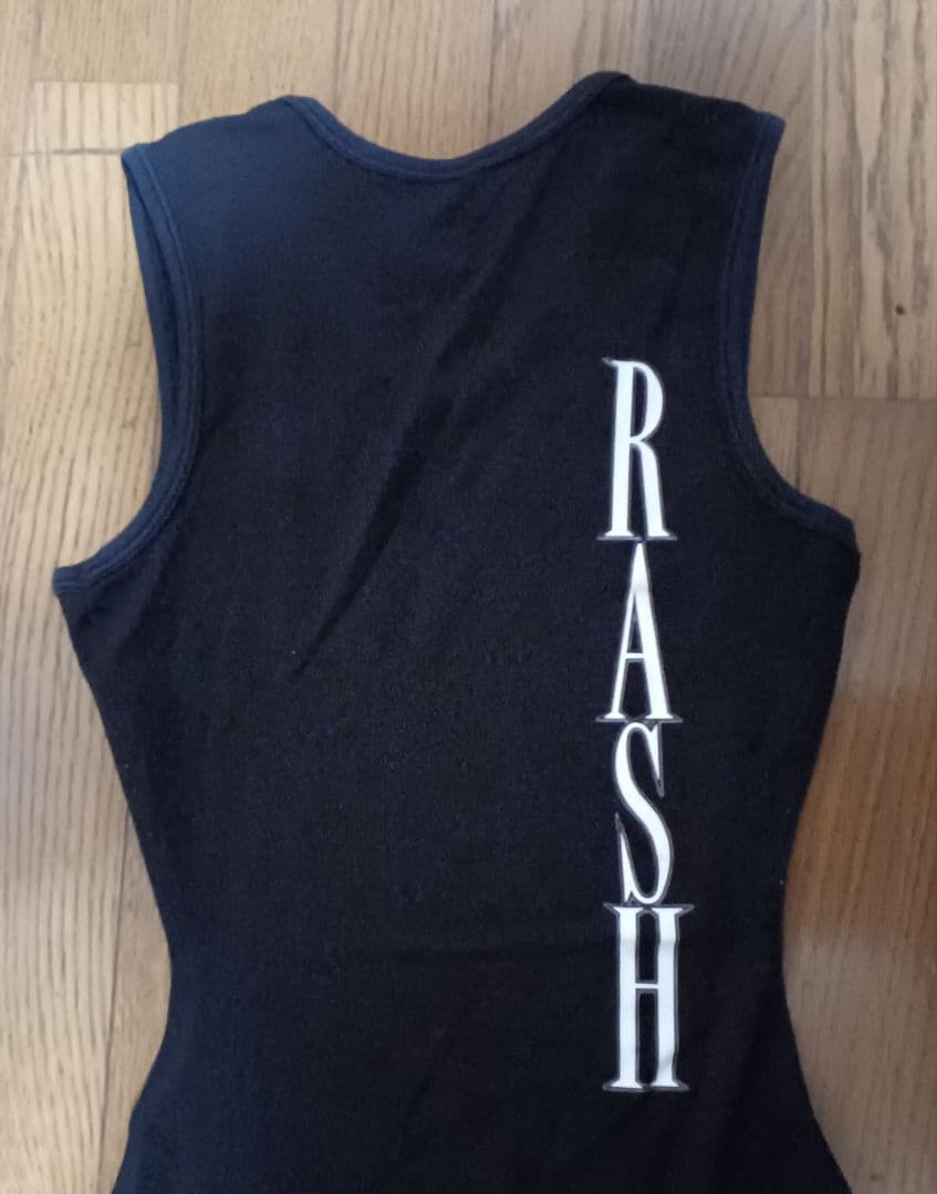 RASH　ラッシュ　ウェットスーツ インナー　Mサイズ