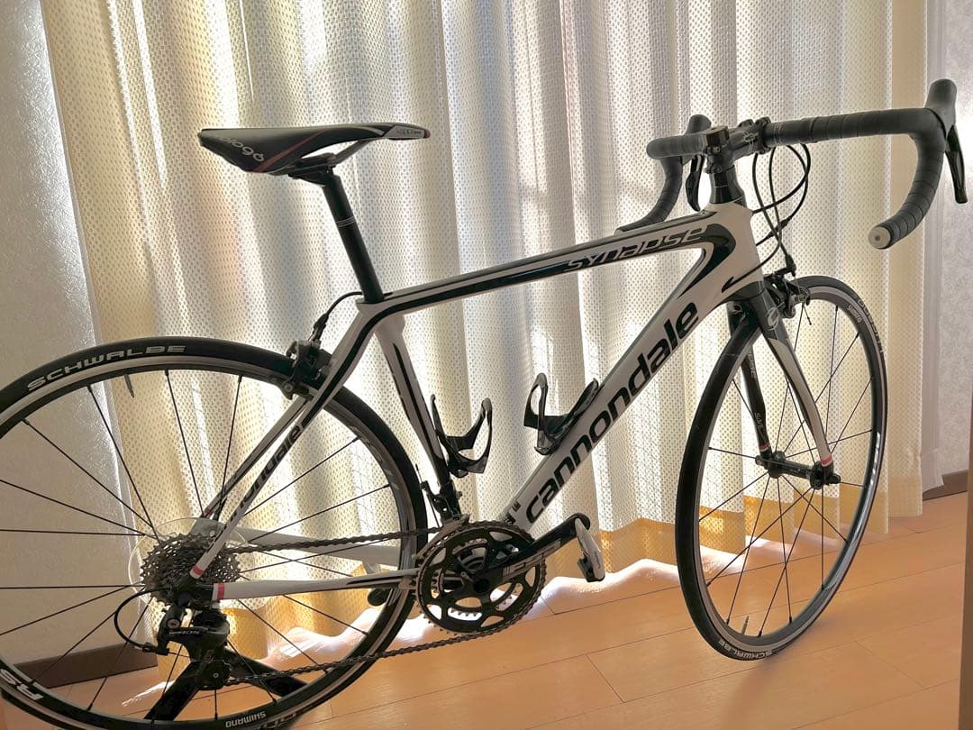 キャノンデール　synapse carbon5 105 2015年モデル