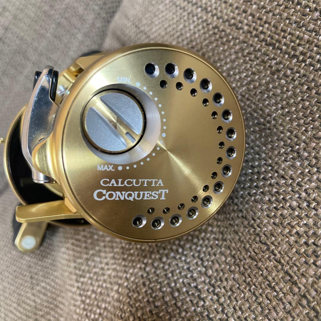 飾ったのみ　未使用SHIMANO CALCUTTA CONQUEST 100HG
