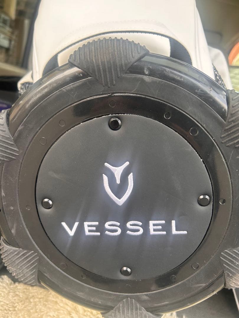 Vessel ホワイト　キャディバッグ