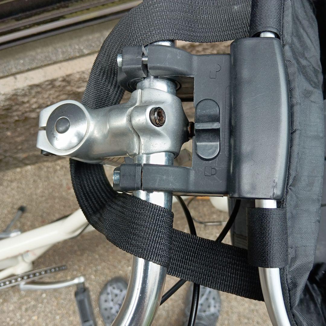 Escape Mini 3 ホワイト 小径自転車 前カゴ付き