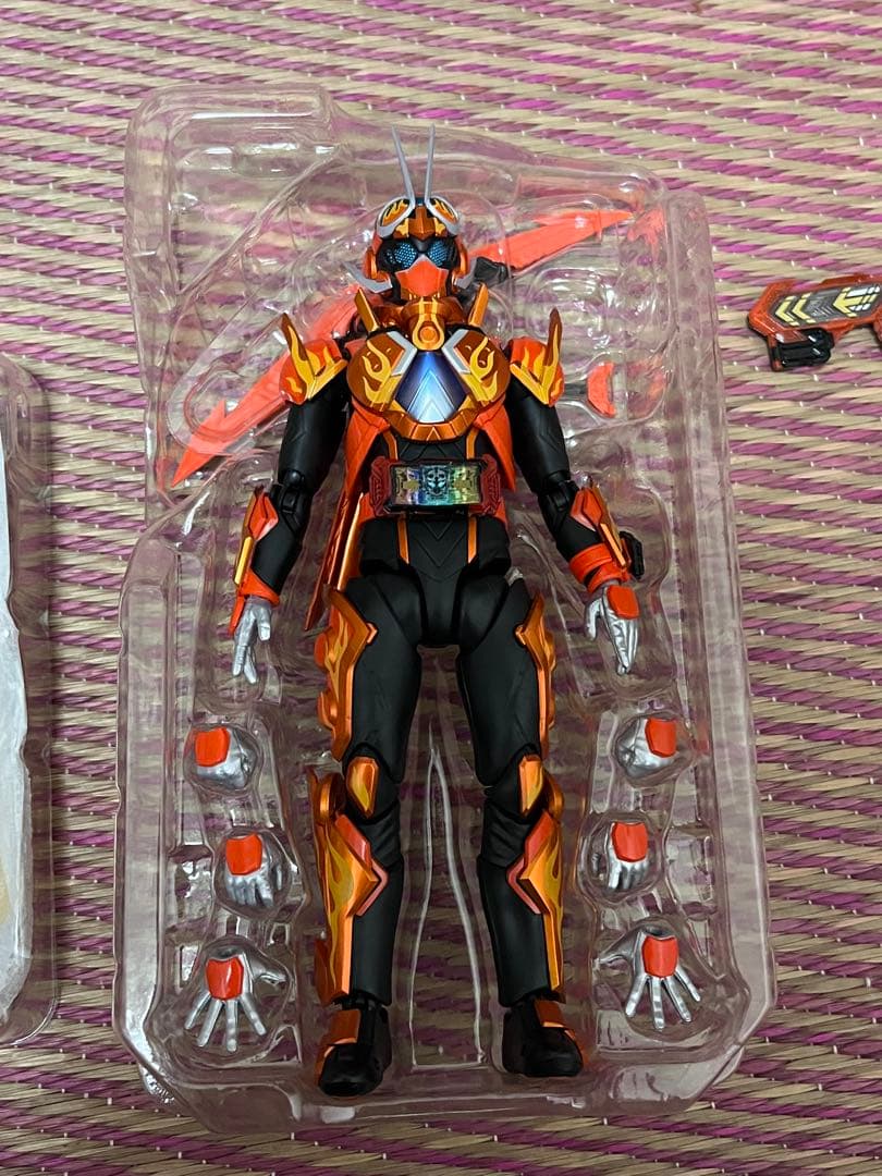 S.H.Figuarts 仮面ライダーガッチャードデイブレイク フィギュアーツ