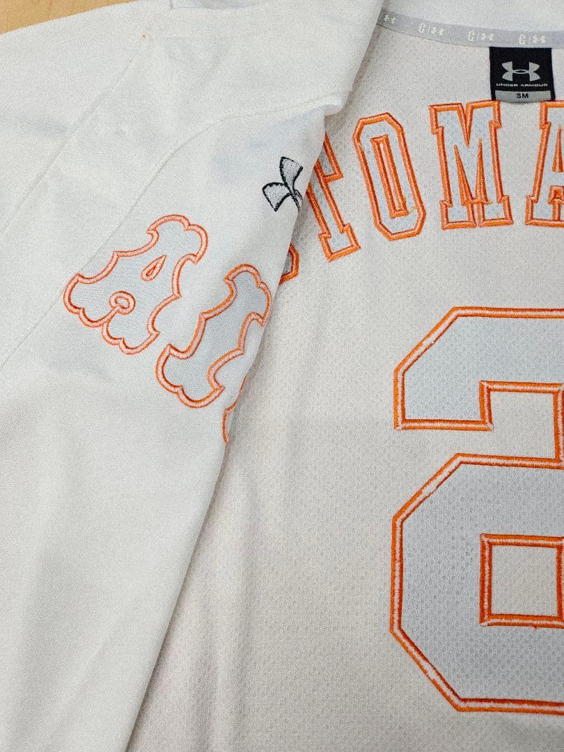 【刺繍タイプ】読売ジャイアンツ　坂本勇人 ユニフォームUNDER ARMOUR