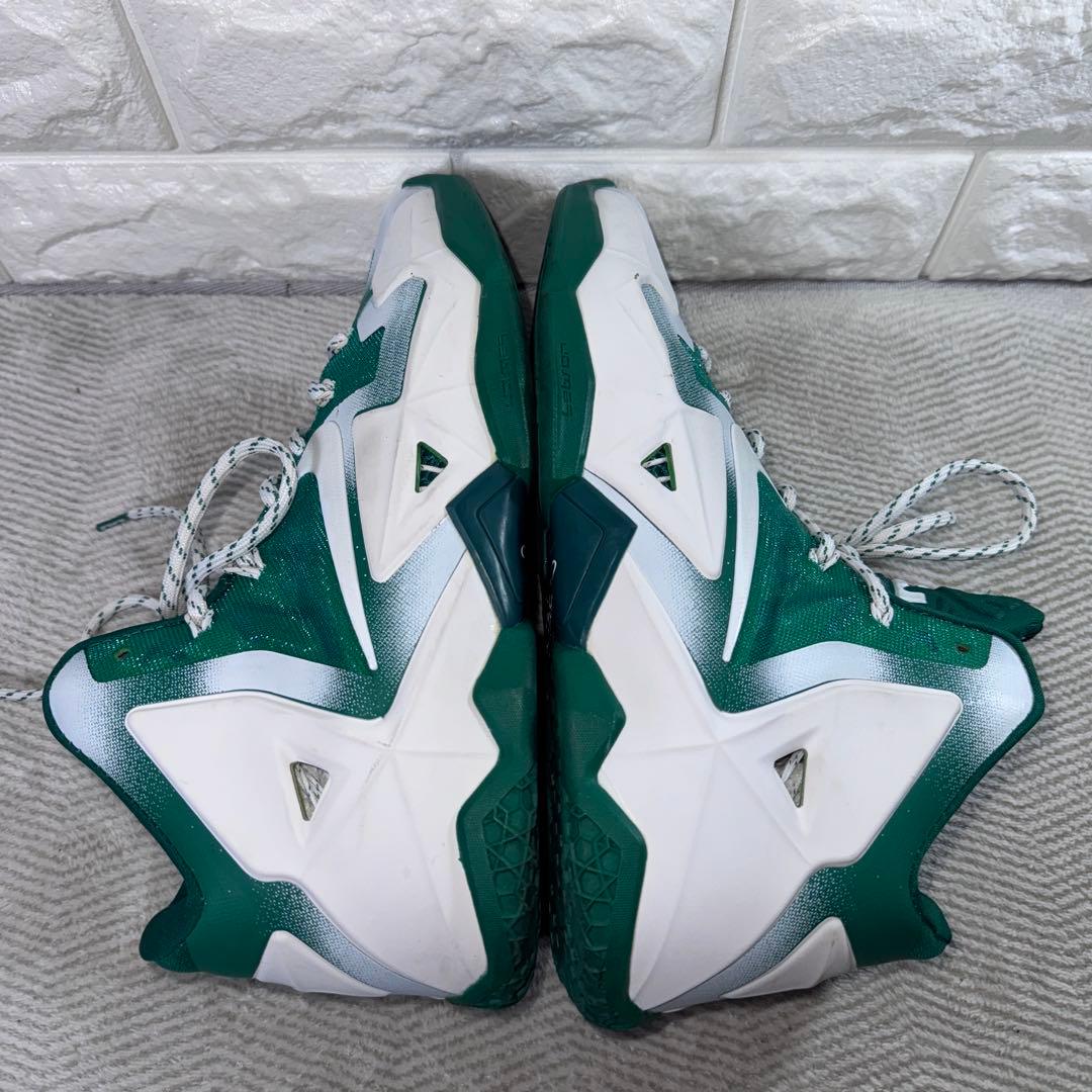 シューズ(男性用) Nike LeBron 11