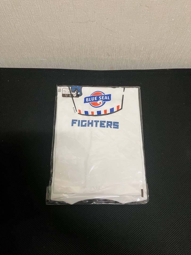 北海道日本ハムファイターズ 沖縄キャンプ限定 ブルーシール Tシャツ　Lサイズ