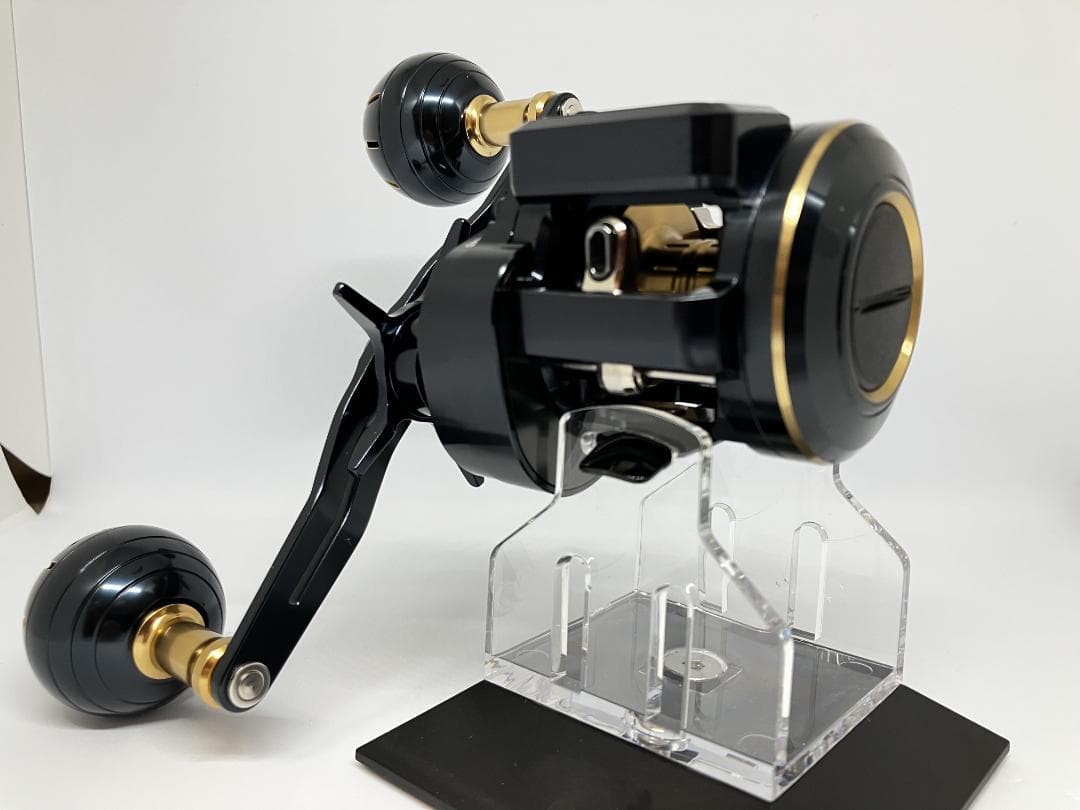 【新品未使用】ダイワ 21 ソルティガIC 100H-DH