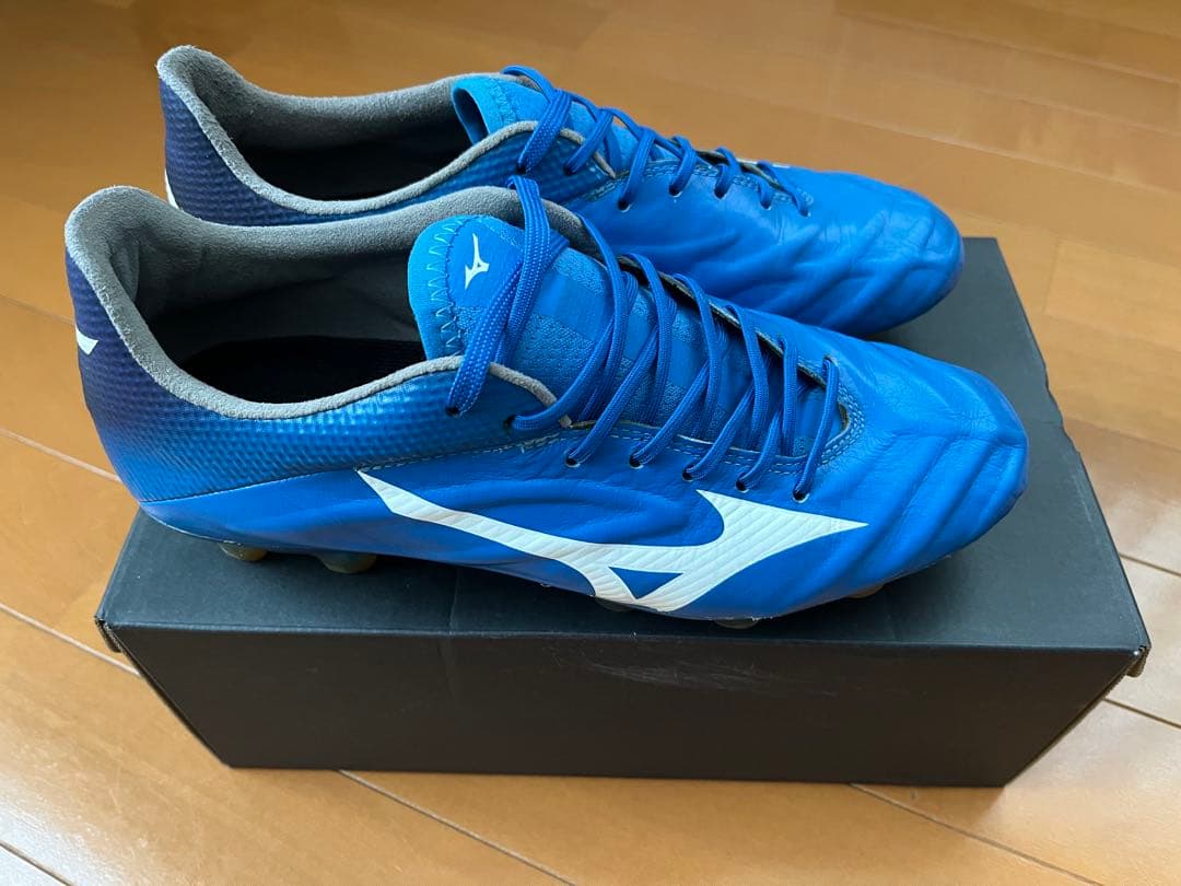 Mizunoサッカーシューズ　レビュラ2V1JAPAN