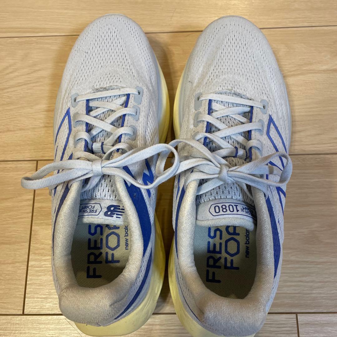 【新品・未使用】new balance FRESH FORM 25cm