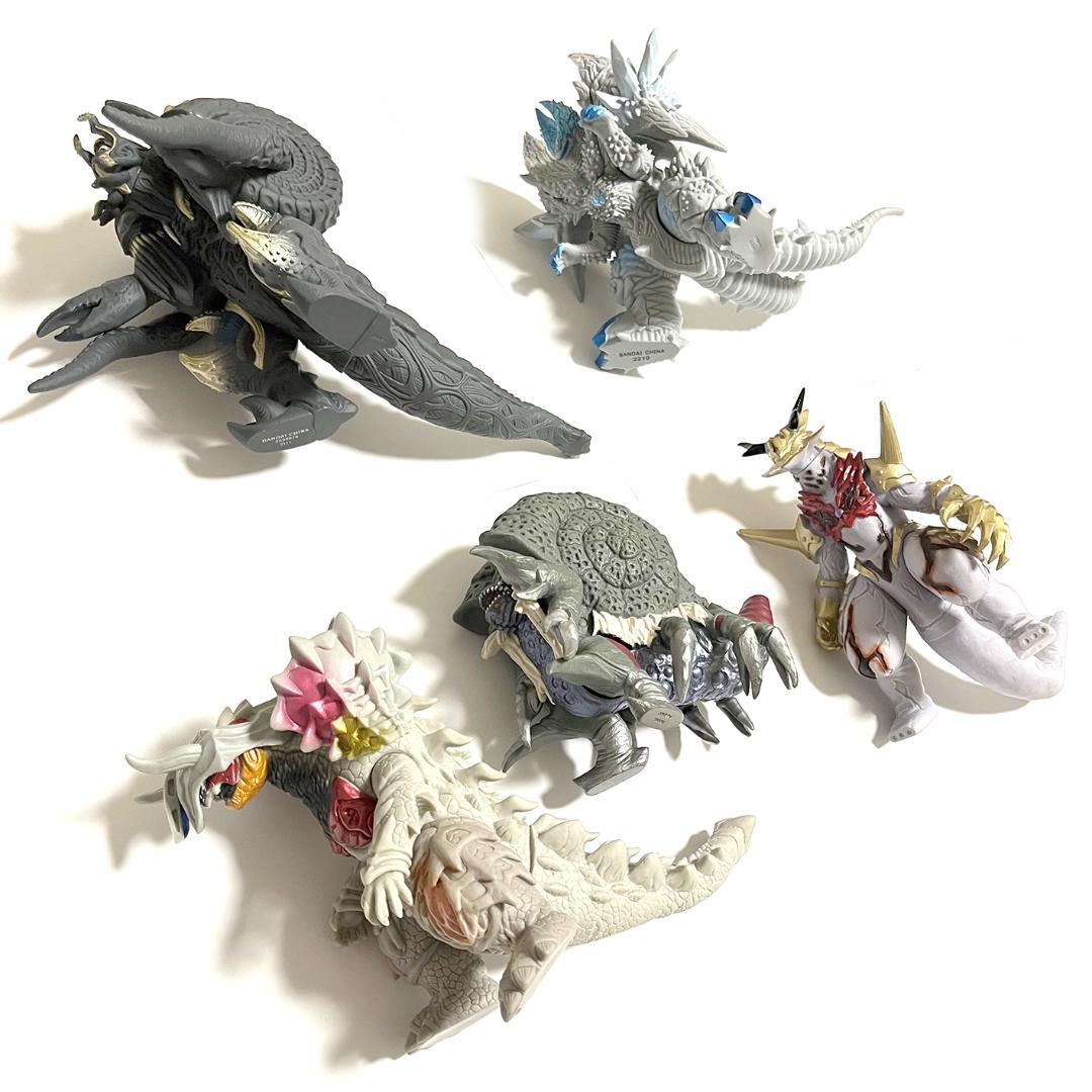 バンダイ ウルトラ怪獣 シリーズ DX ソフビ フィギュア 5体セット