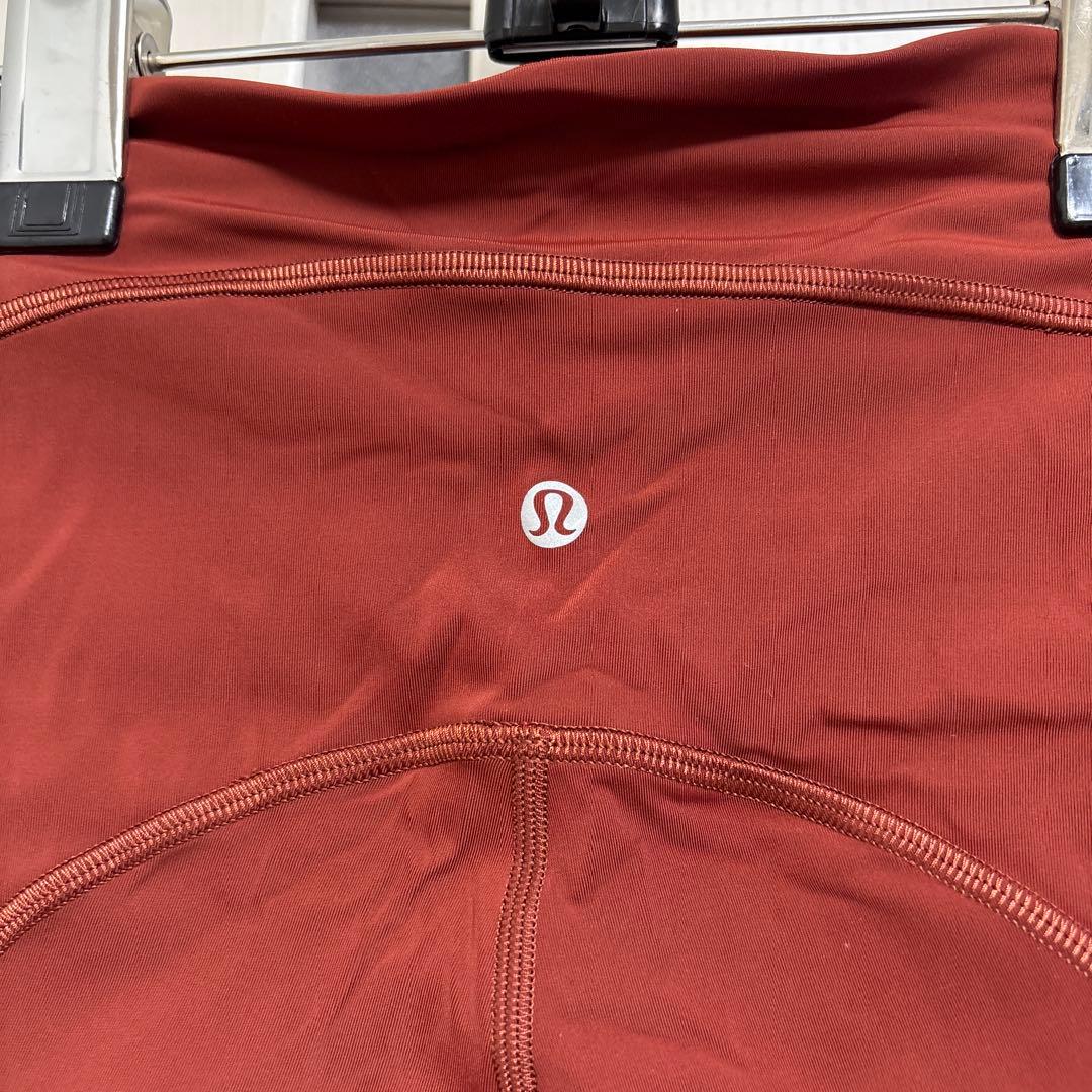 ヨガ・ピラティス lululemon yoga