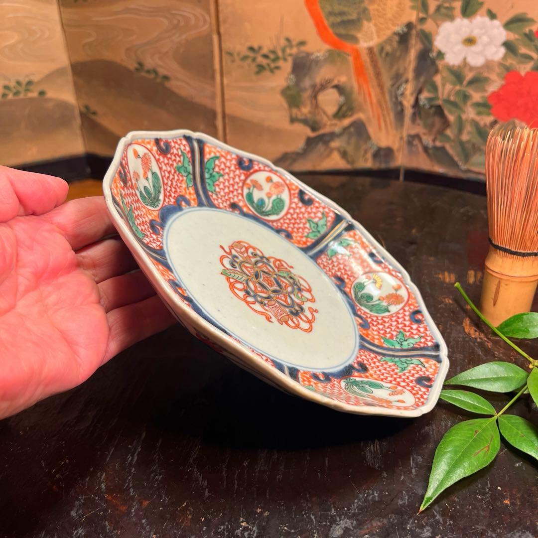 【特別出品】古伊万里　元禄伊万里　柿右衛門　色絵　宝丸紋　輪花型皿