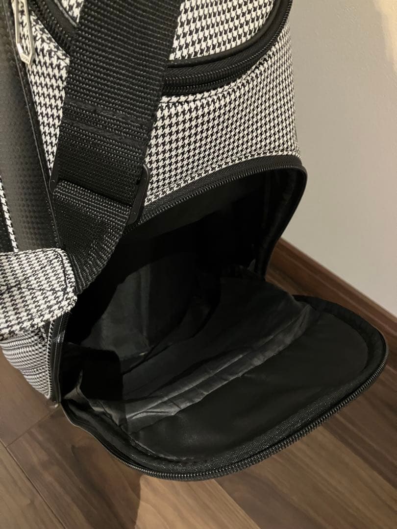 キャディバッグ　ゼクシオ