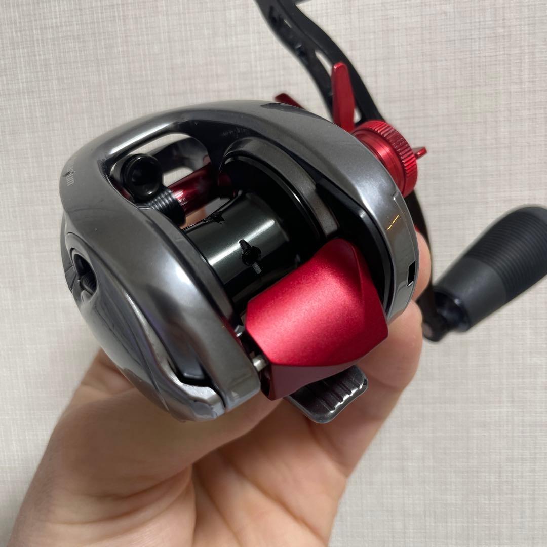 22メタニウムシャローエディションHG　ベイトリール　バリアルハンドル