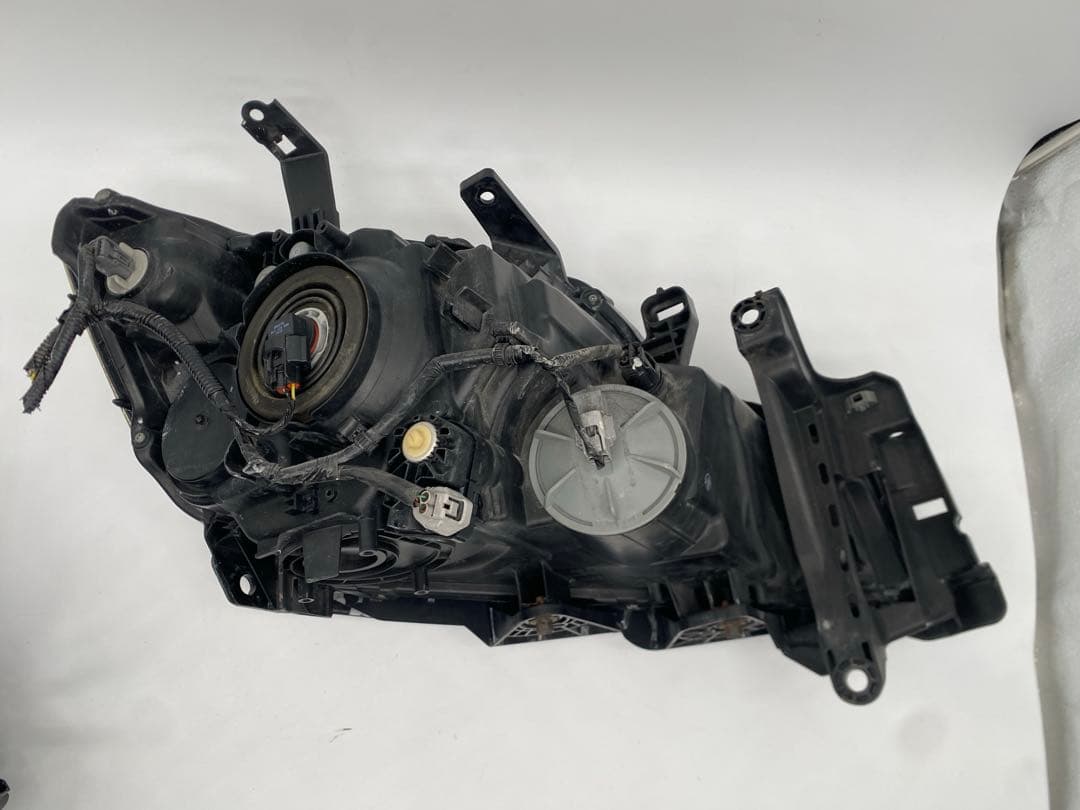 ホンダ ステップワゴンRK1 RK2 RK5 RK6 純正ヘッドライト左右セット