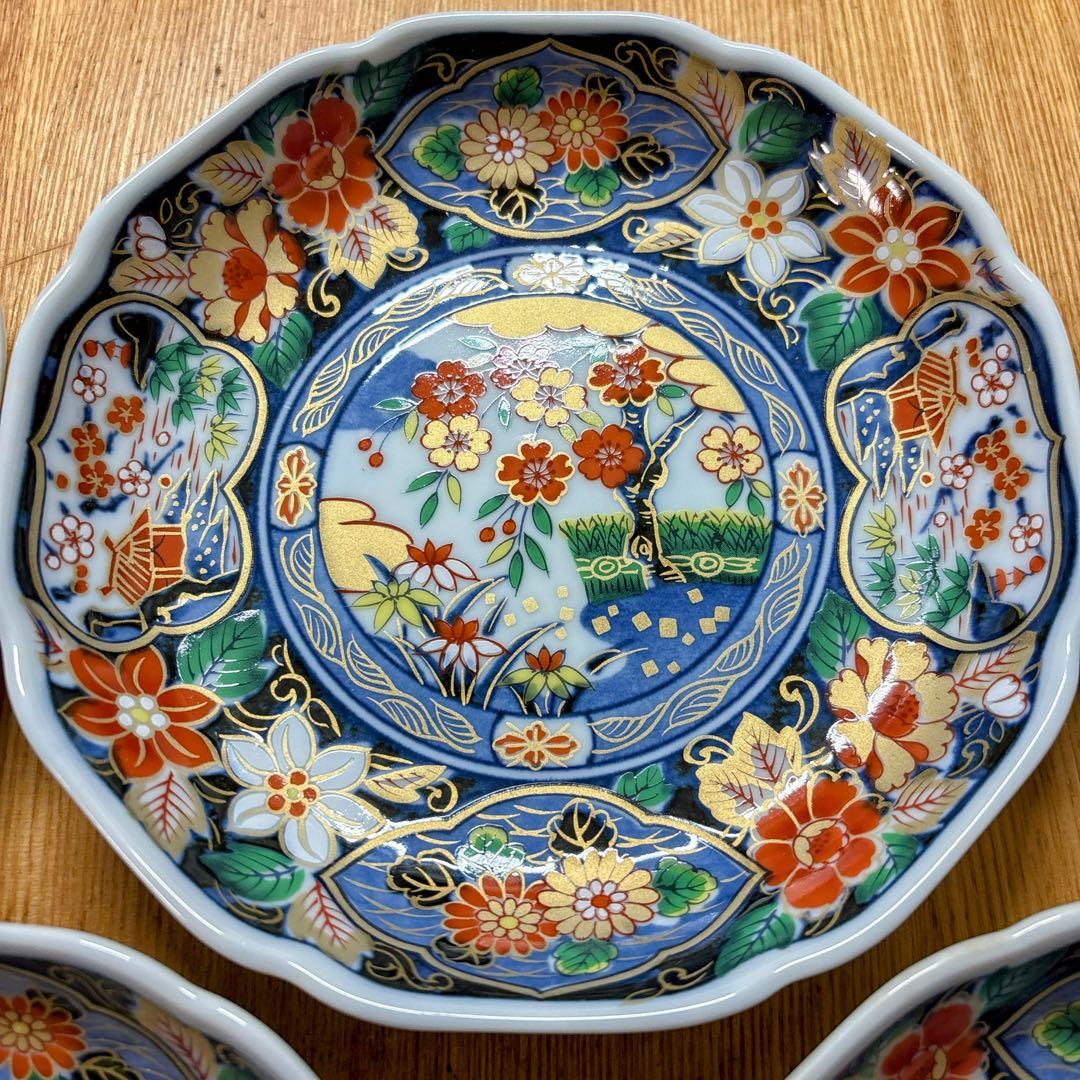 有田焼　高峰窯　金彩　古伊万里　中皿　盛皿　直径16.3cm