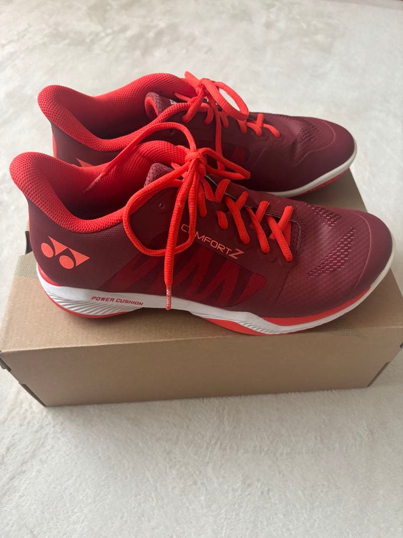 YONEX COMFORT Z バドミントンシューズ レッド26.5cm