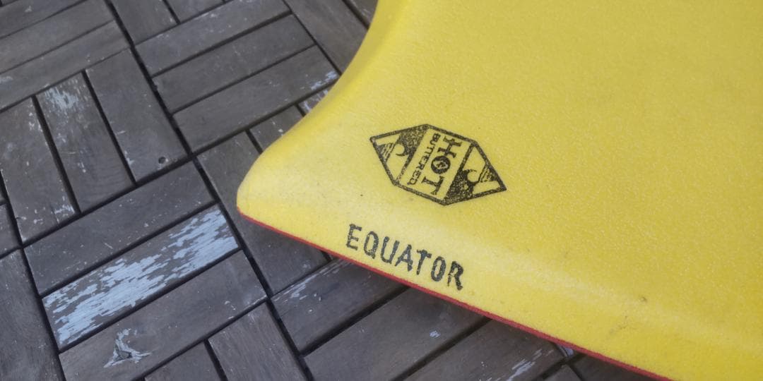 HOT BUTTERED　ボディボード　Mサイズフィン付き　中古