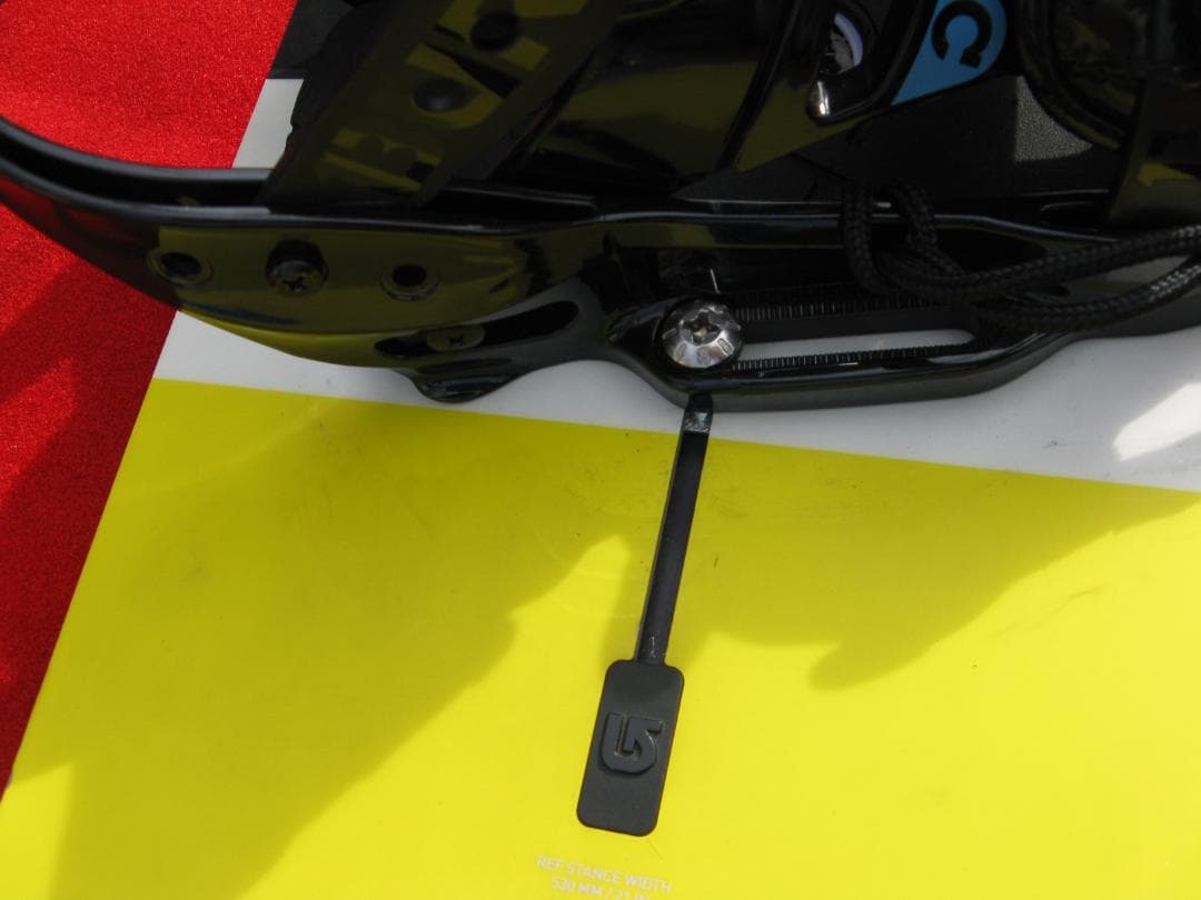 ★良品　BURTON　CUSTOM　１５４ｃｍ＆カスタムビンディング　Sサイズ★