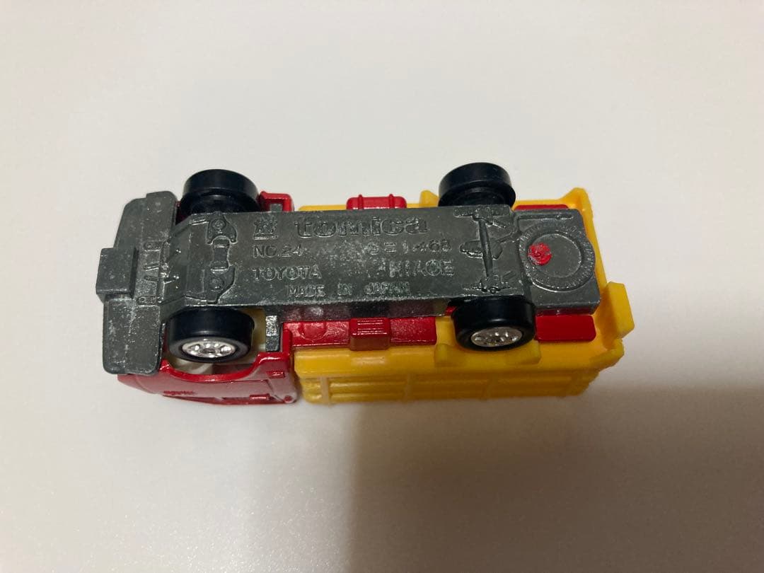 トミカ　日本製　ハイエース　牧場トラック　黒箱