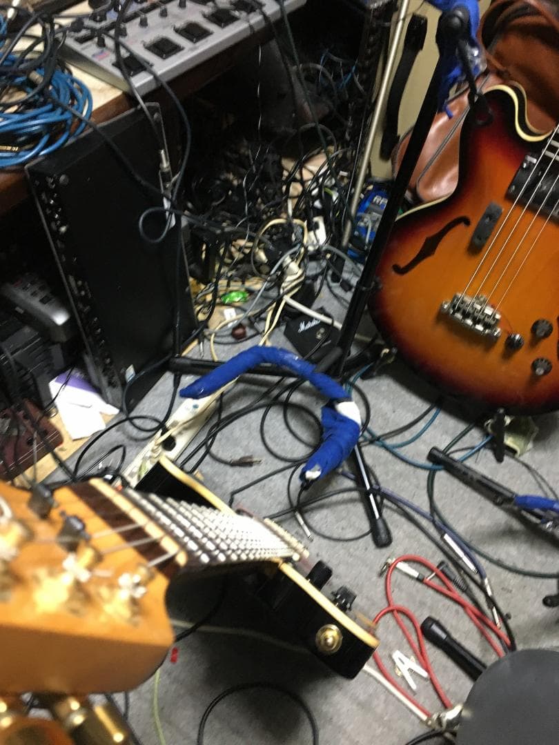 Godin acousticaster passive　レース他改良多　動画！