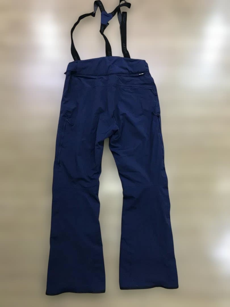 MILLET 中綿入りストレッチウエア上下セット　上/ＸＬ下/Ｌ 美品