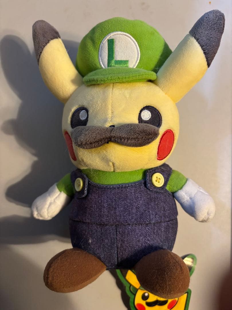 ポケモンセンター限定 ルイージピカチュウ ぬいぐるみ タグ付き マスコット