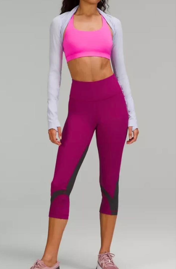 新品 ルルレモン Throwback Inspire HR Crop 21\"